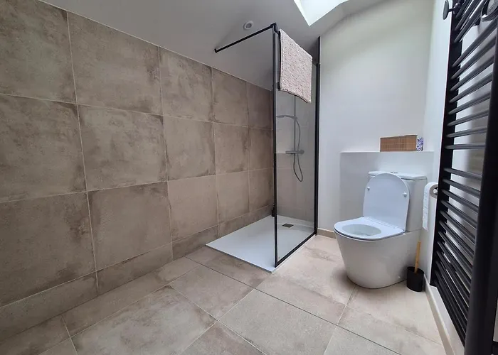 2 à 5 Minutes De La * Fécamp